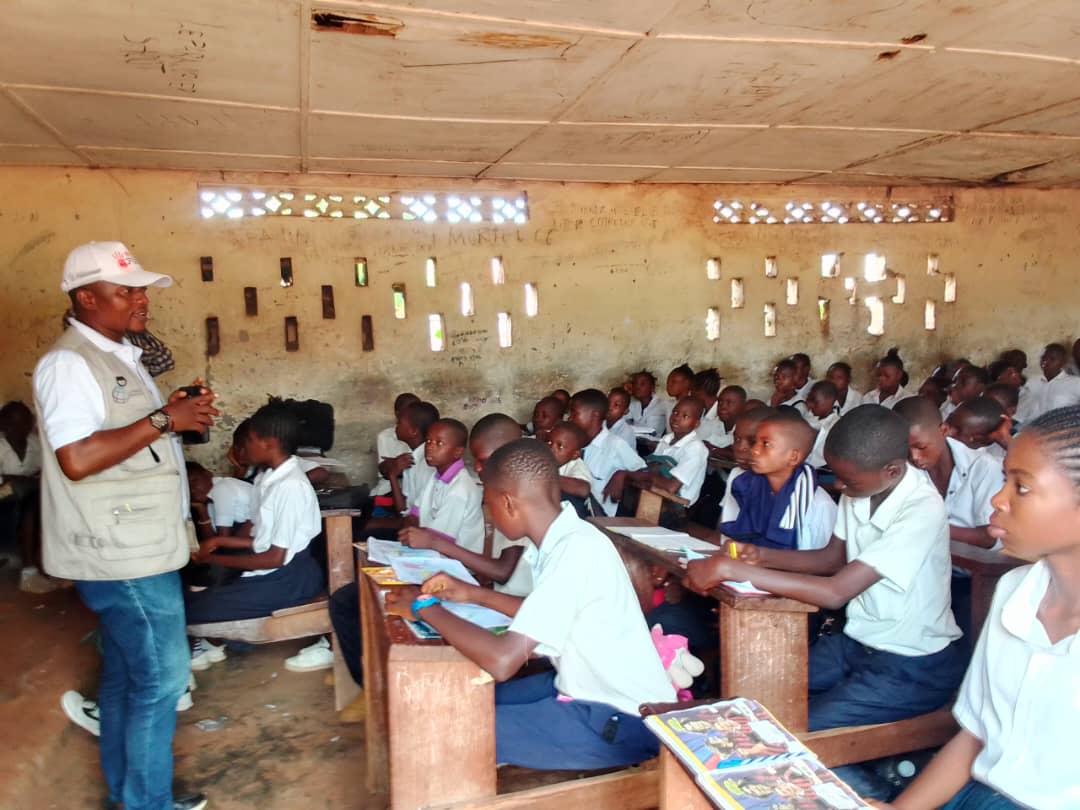 les REFED Kasaï Central et Oriental sensibilisent les hommes, femmes et filles sur les droits des femmes